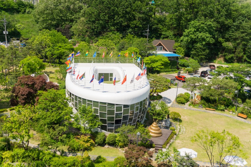 Toilet Park & Poop Museum (Haewoojae Museum) (1)