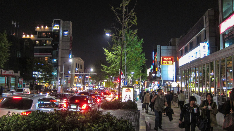 outside_itaewon_station_at_night
