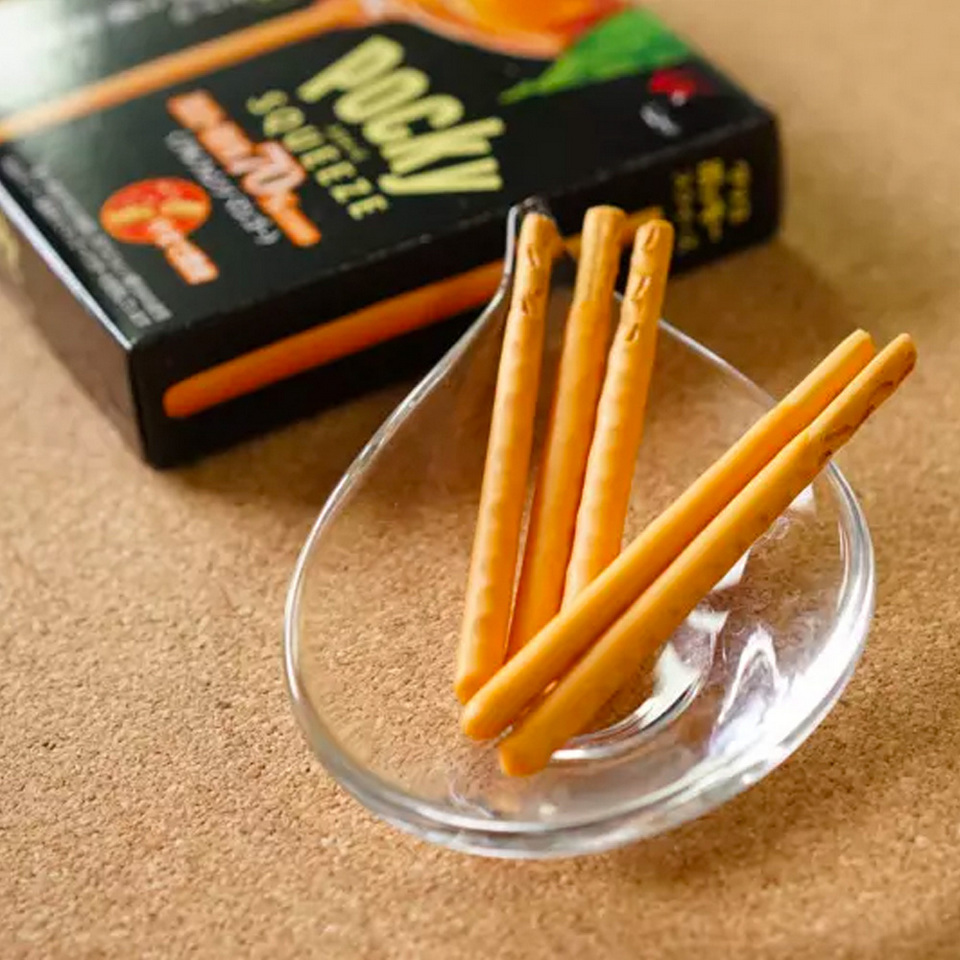 Pocky Cake Japanese presents