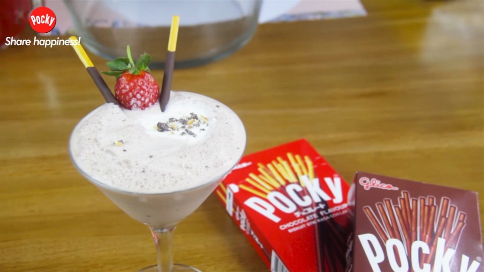 Pocky Cake Japanese presents