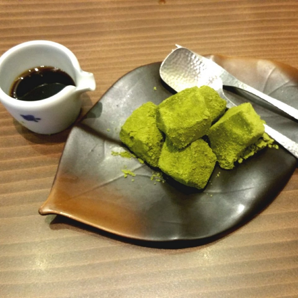 4. Warabi Mochi – Japanese Rice Cake 7