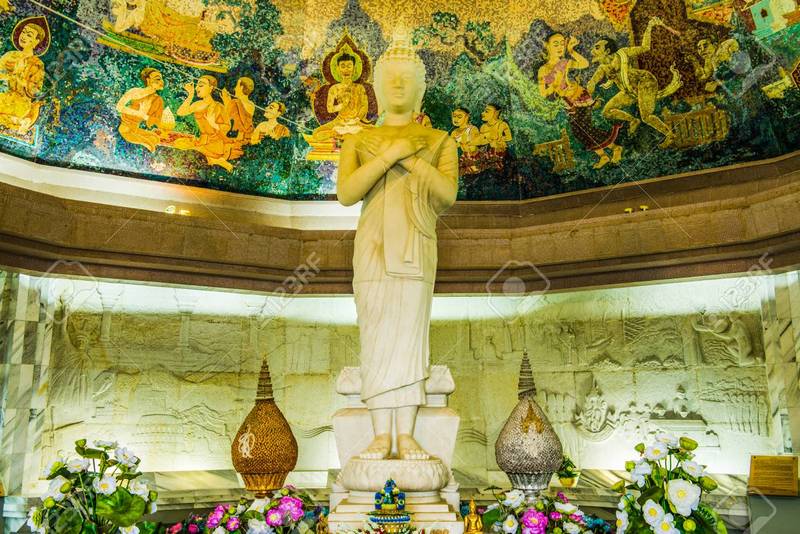 91737956-beautiful-white-buddha-at-doi-inthanon-national-park-thailand-