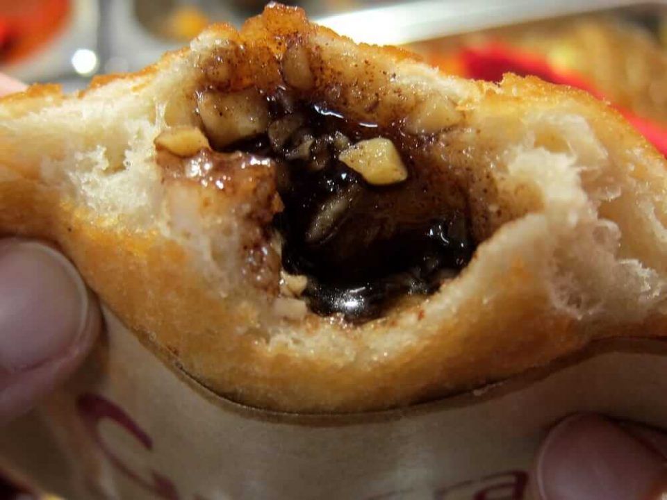 Korean street food hotteok sweet pancake (3)