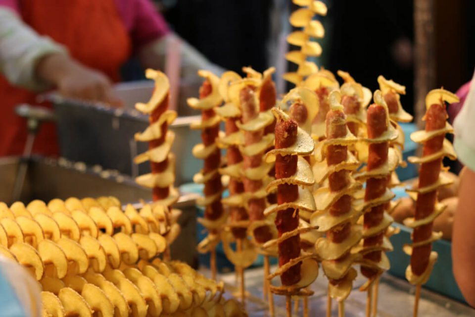 Korean street food hweori gamja tornado potato (2)