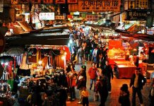 Top night market Hong Kong (Night market HK) — Top 10 best night market in Hong Kong Bustling shopping street in HK.