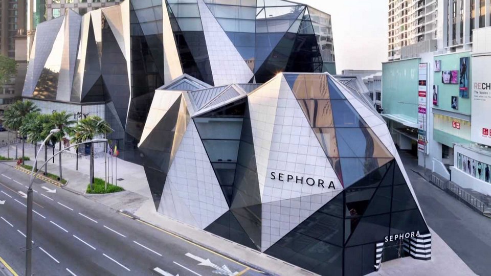 Star Hill Gallery Credit: best things to shop in malaysia blog.