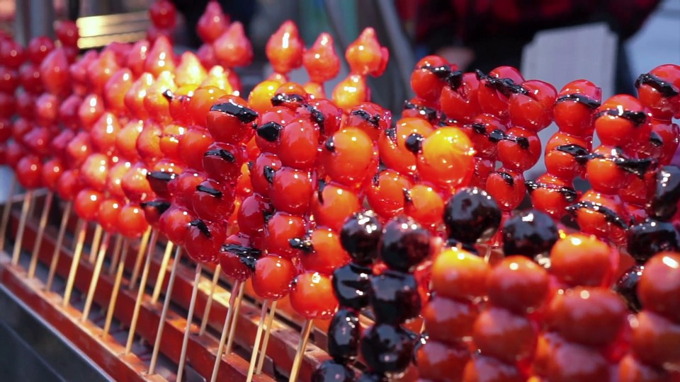 1Tanghulu candied fruits (1)