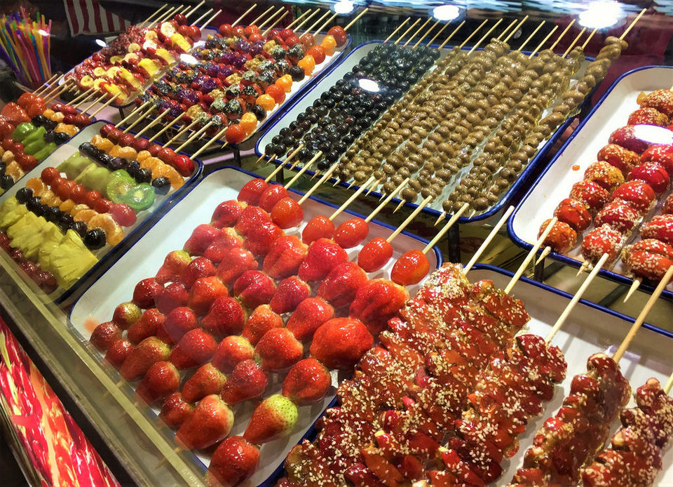 1Tanghulu candied fruits (1)