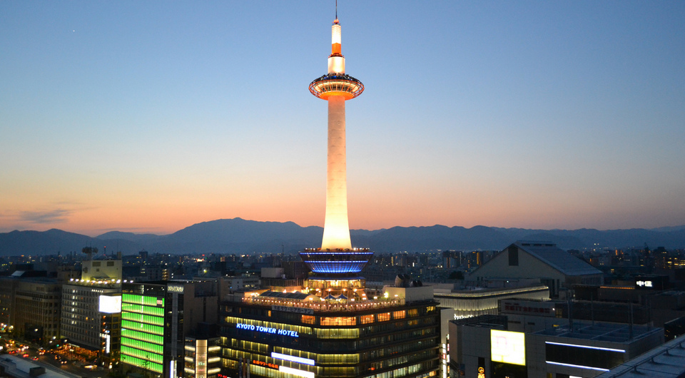 kyoto tower japan (1)