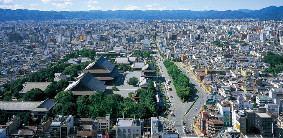 kyoto tower japan (2)