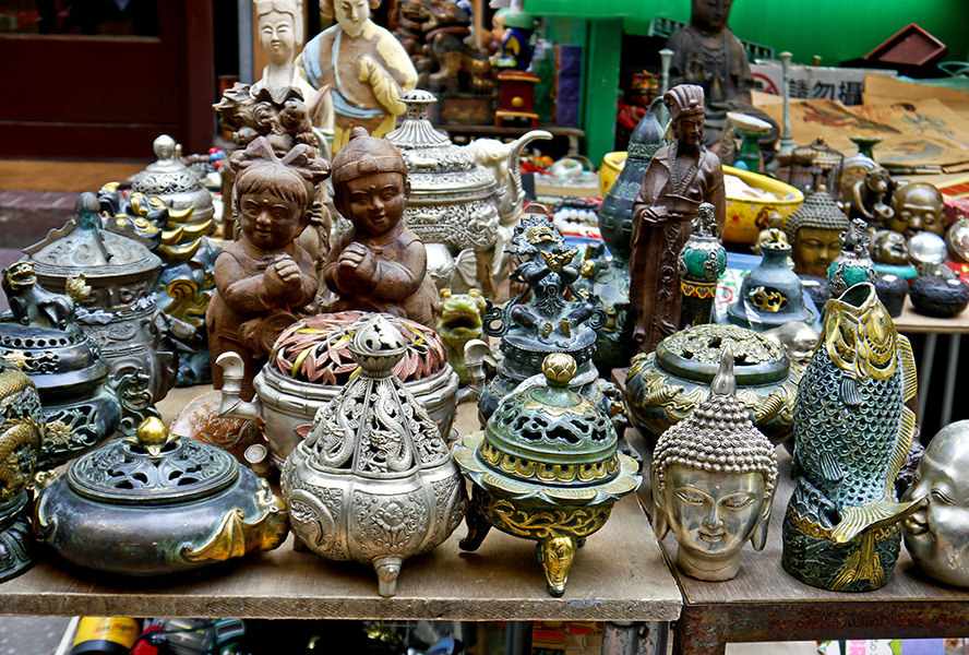 Antiques at Cat Street, Hong Kong