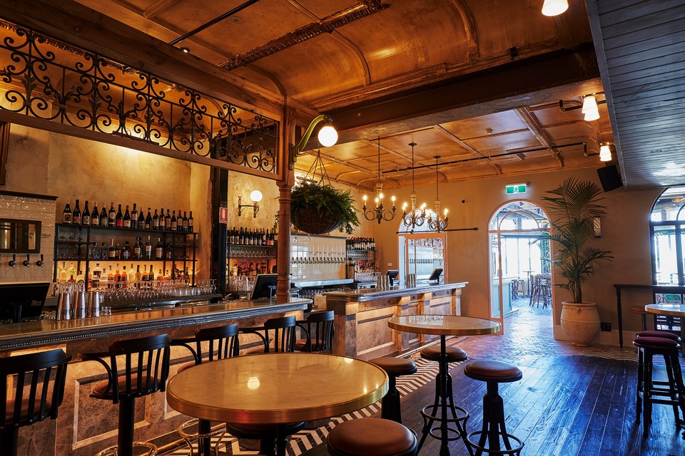 esplanade st kilda pub4