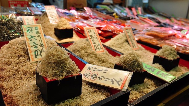 nishiki market kyoto japan (1)