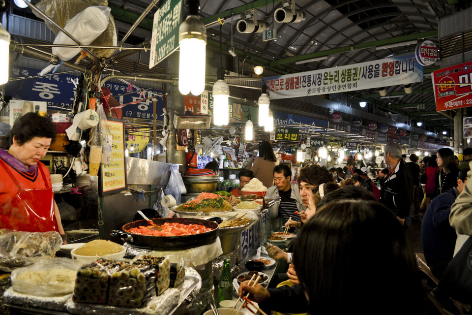 dongdaemun-market night market seoul (1)