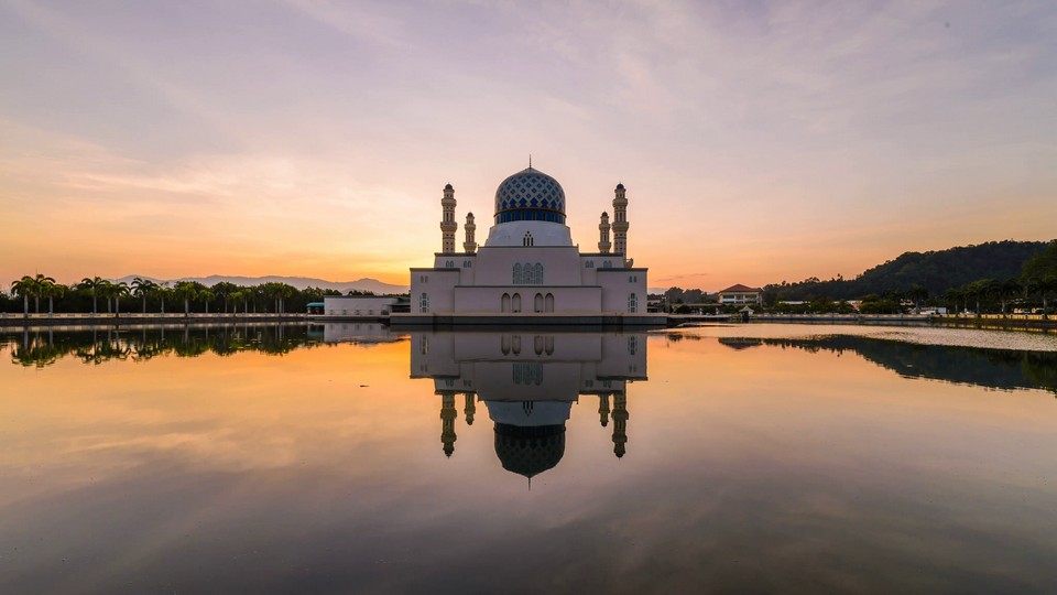 3Kota_Kinabalu_city_Mosque