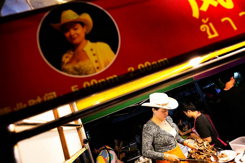 Khao Kha Moo Chang Phueak (Cowboy Hat Lady) chiang mai (2)