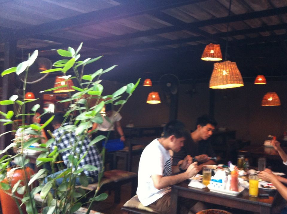 Tong Tem Toh best places to eat chiang mai blog (1)