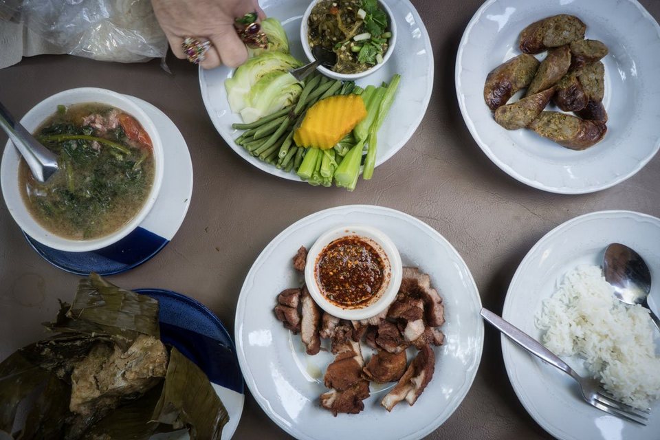 Tong Tem Toh best places to eat chiang mai blog (1)