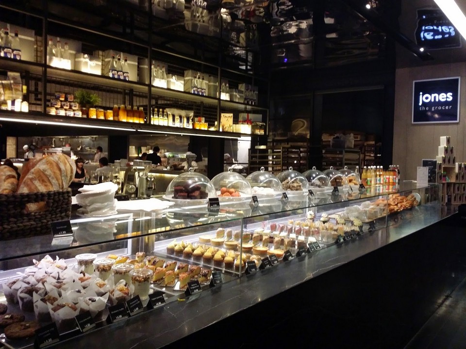 Jones Grocer