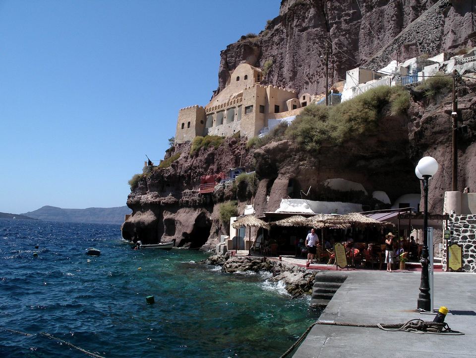 Old port of Fira