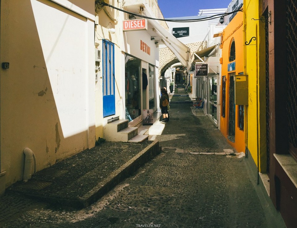 Thira-Santorini-street