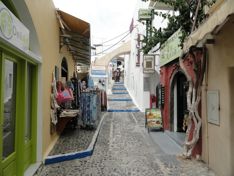 thira fira village santorini (4)