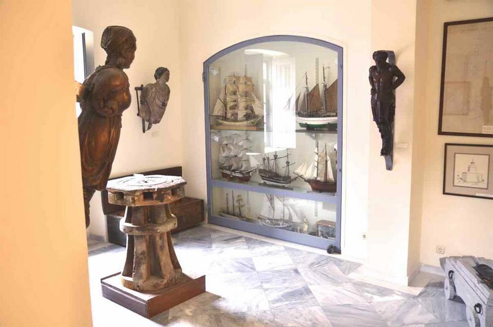 Naval-Museum-of-Thera