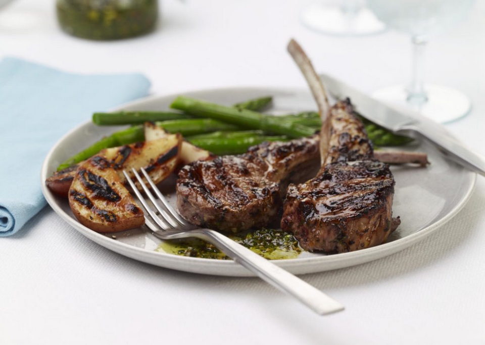 Grilled-Aussie-Lamb-Chops-with-Mint-Pistachio-Pesto-1024×729