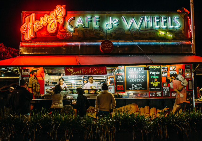 Harry’s Cafe de Wheels – Woolloomooloo4