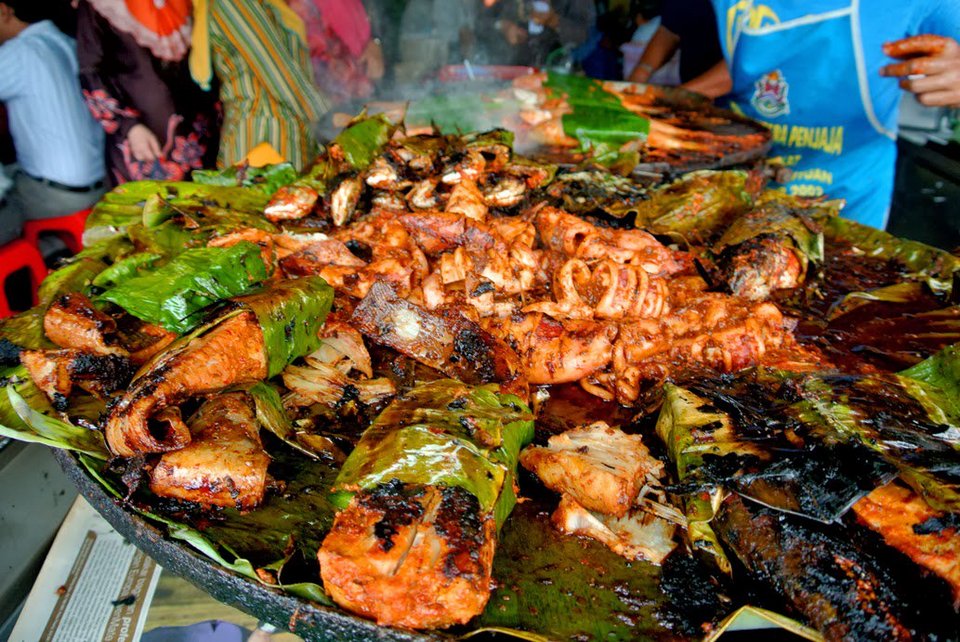 Ikan bakar (Grilled fish) kuala lumpur malaysia (1)