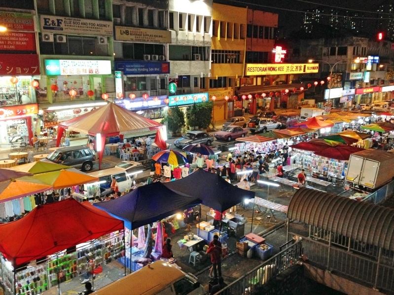 3Taman Connaught Night Market