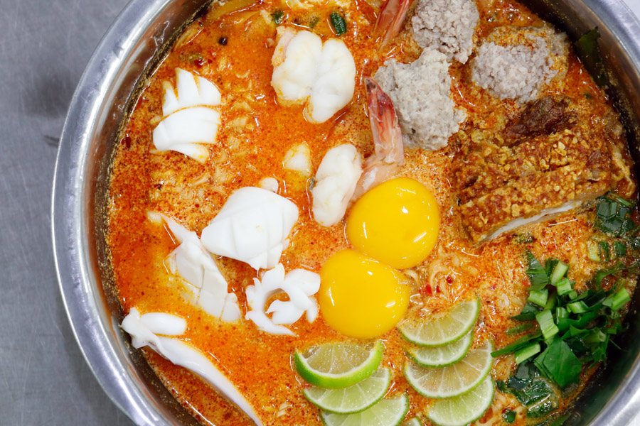 Jae Oh (Bib Gourmand , thai street food michelin star, michelin star bangkok street food (11)