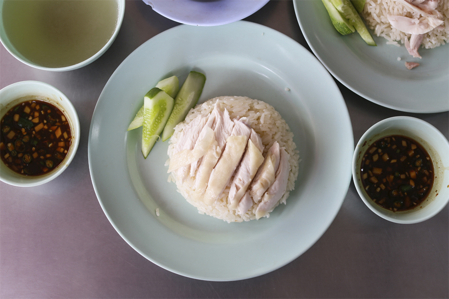 Go-Ang Kaomunkai Pratunam (Pratunam) chicken rice bangkok (1)