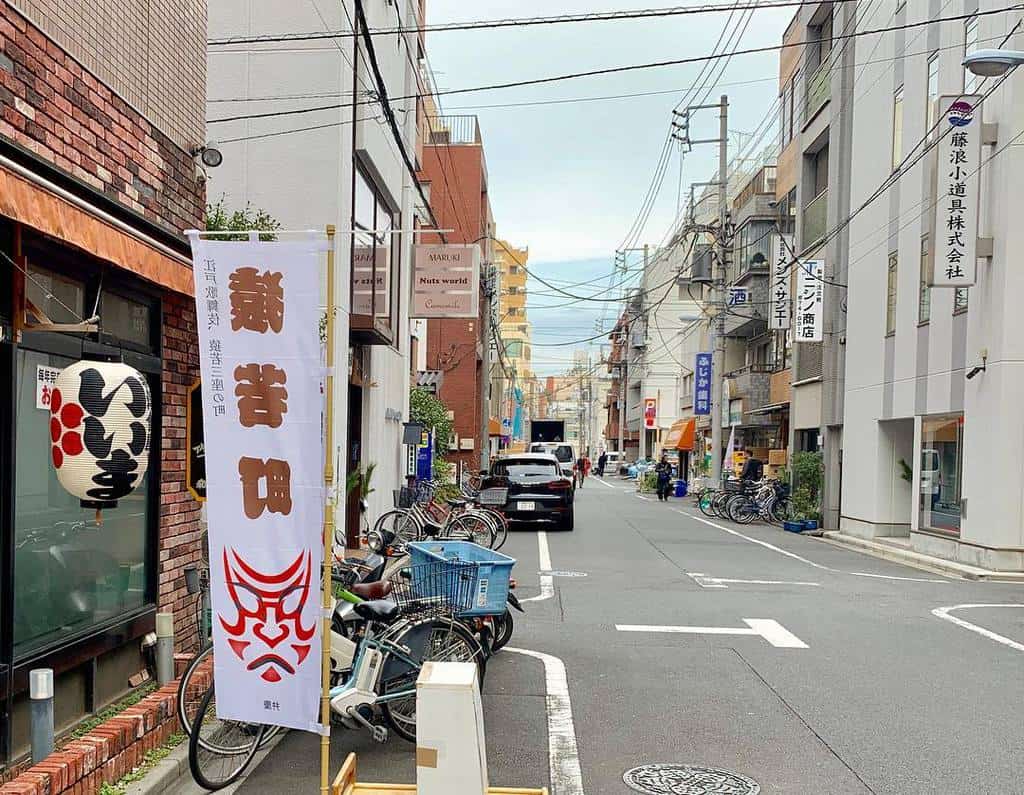 The idyllic streets also bring the Japanese charm in Asakusa.
