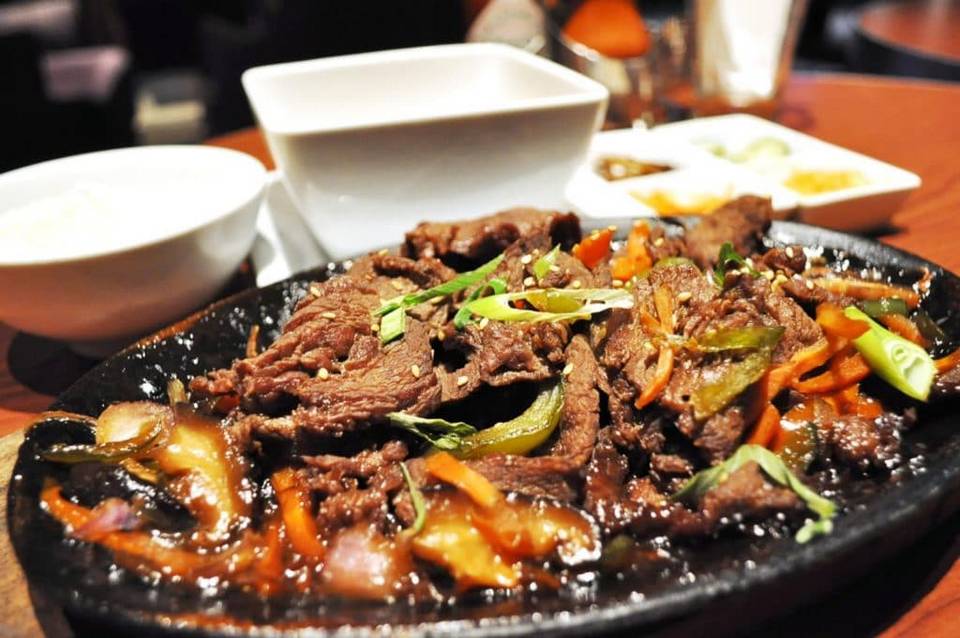 bulgogi korean beef bbq, food to eat in korea, food you must eat in south korea, korean must eat food (7)