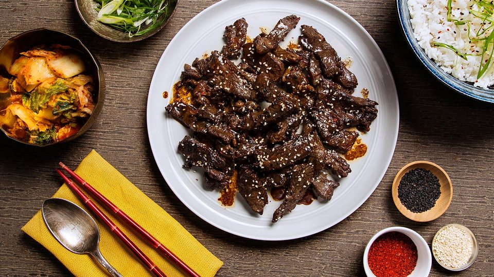 bulgogi korean beef bbq, food to eat in korea, food you must eat in south korea, korean must eat food (7)