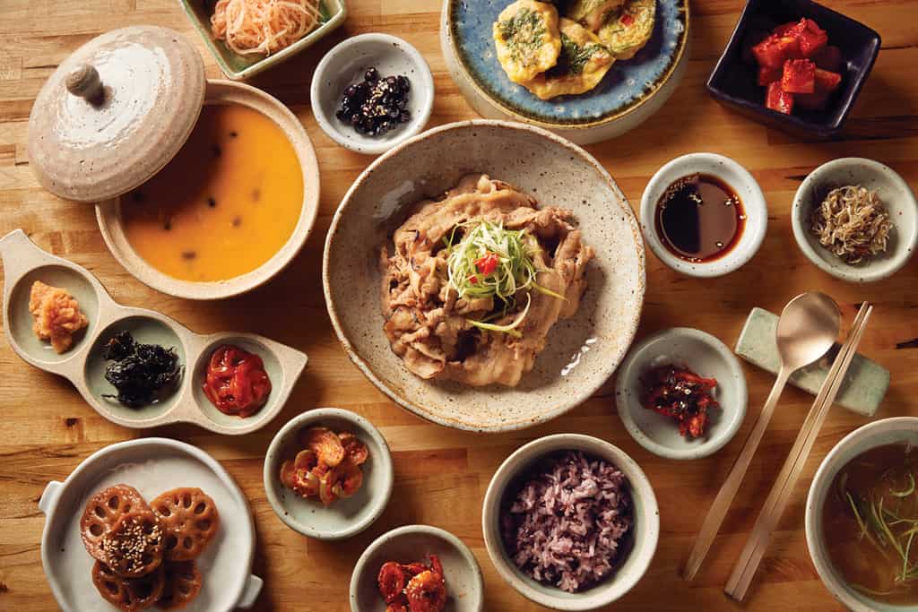 kimchi food to eat in korea, food you must eat in south korea, korean must eat food (4)