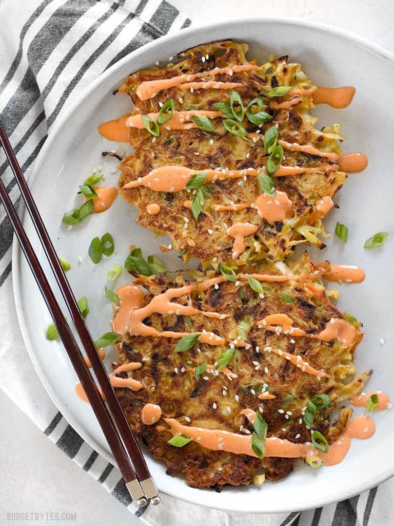 okonomiyaki japanese savory pancake food to eat in japan, japan must eat, japan must try food, must eat food in japan (1)