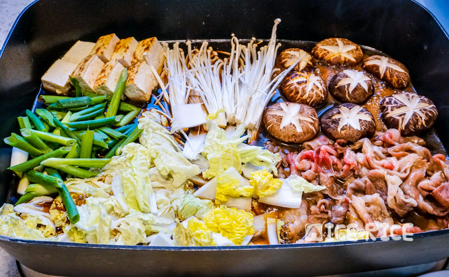 Sukiyaki japanese hotpot japan (1)