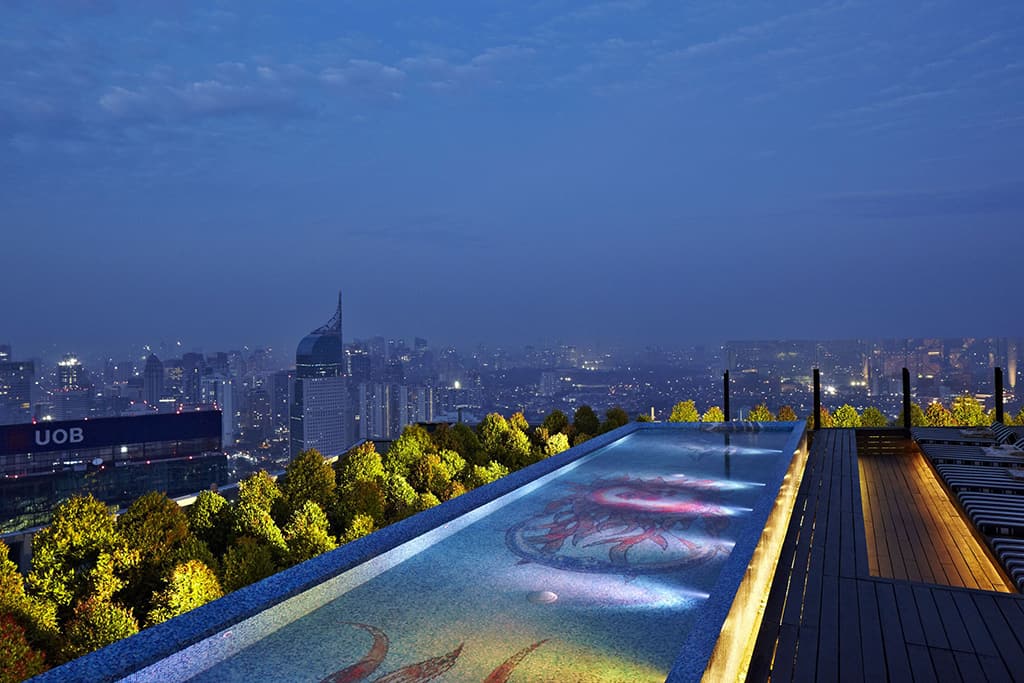 skye bar restaurant jakarta (1)