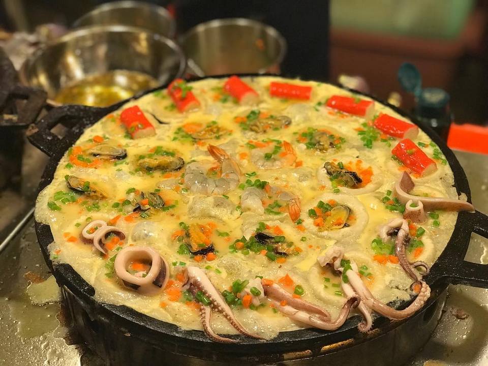 rot fai night market best bangkok street food (1)