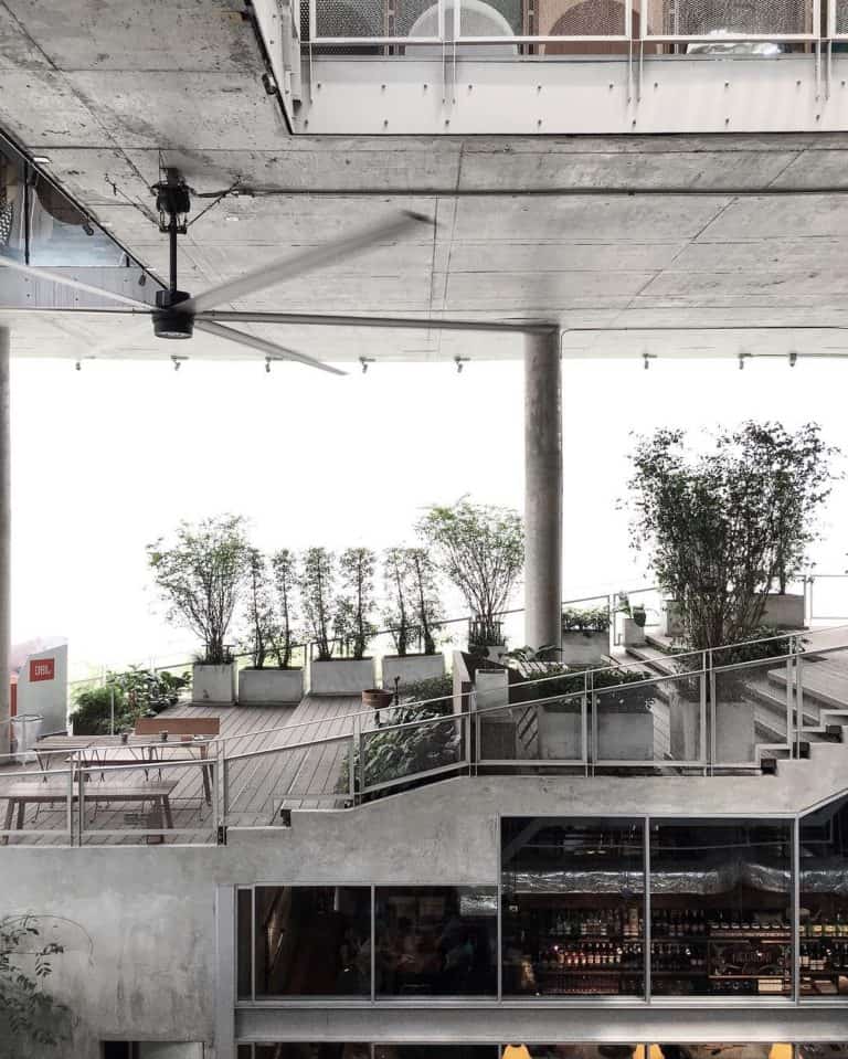 the COMMONS bkk (1)