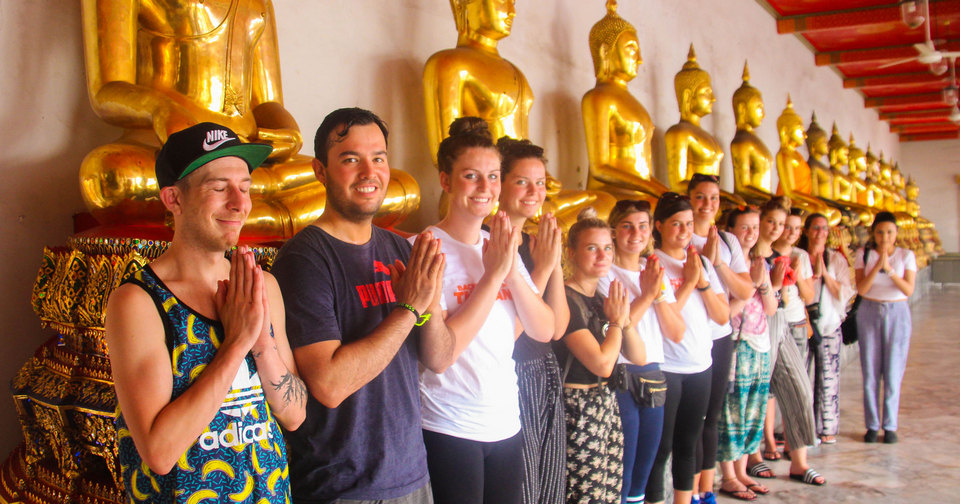 How To Visit A Thai Temple