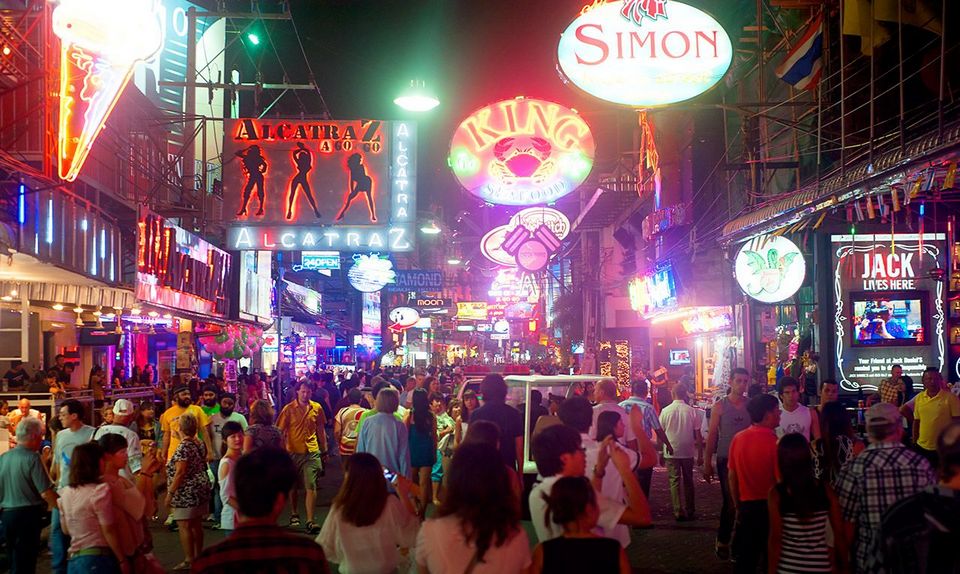 silom nightlife.2