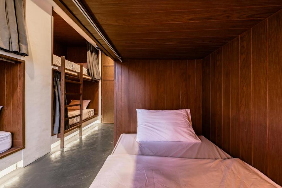 bangkok Once Again Hostel, best hostels in bangkok, best hostels in bangkok for solo travellers (1)