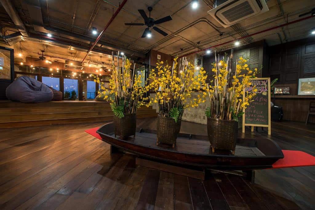 chao hostel bangkok thailand best hostel in bangkok (1)