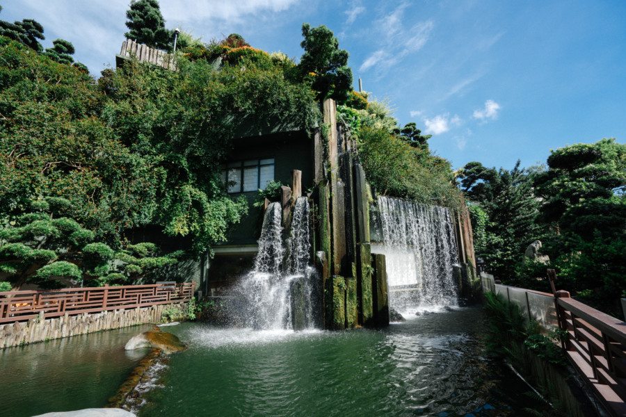 Chi Lin Nunnery waterfall