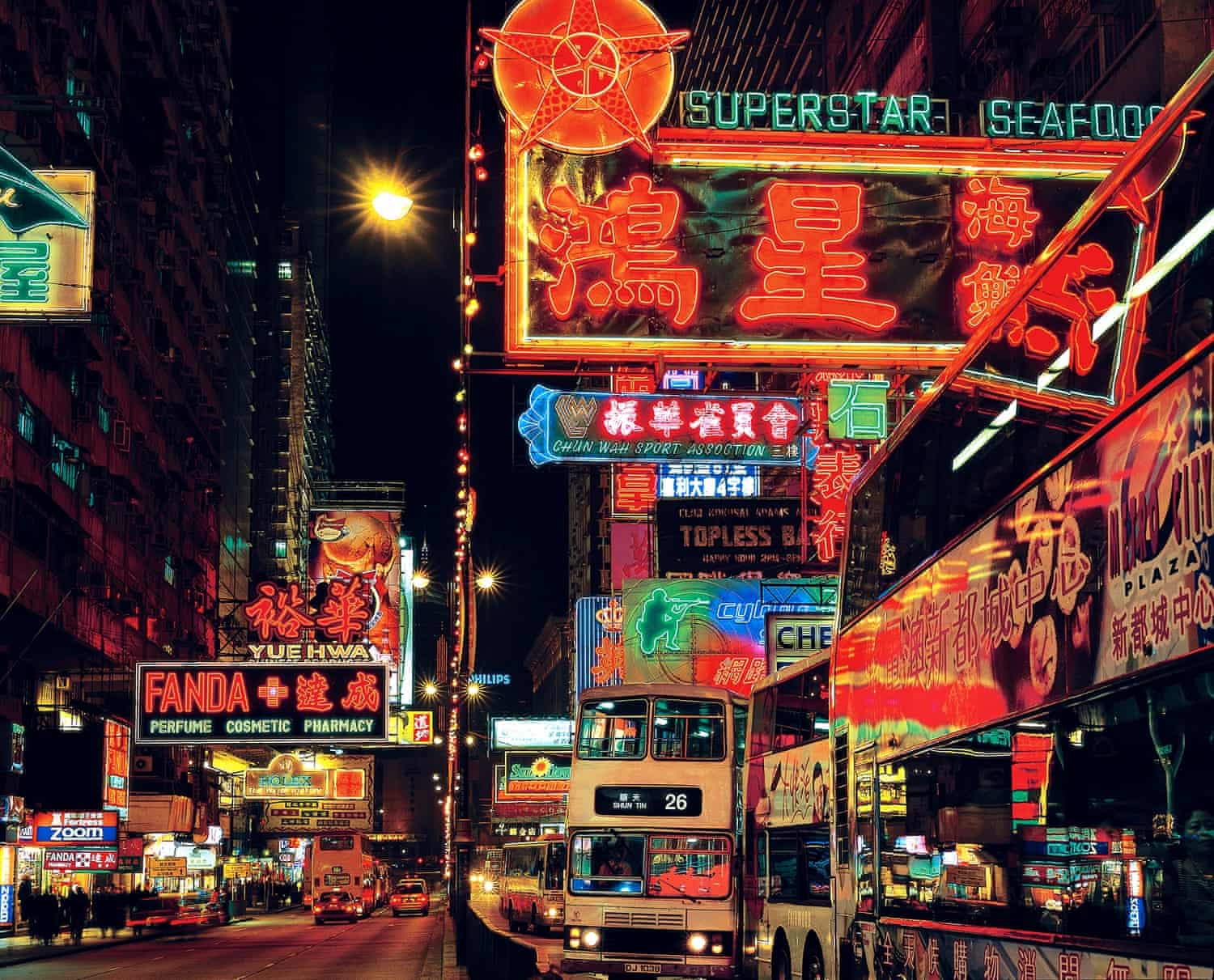 hong kong street lights (1)