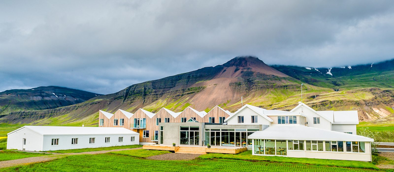 Fosshotel-Vatnajökull-Visit-Vatnajökull-6-1600x700