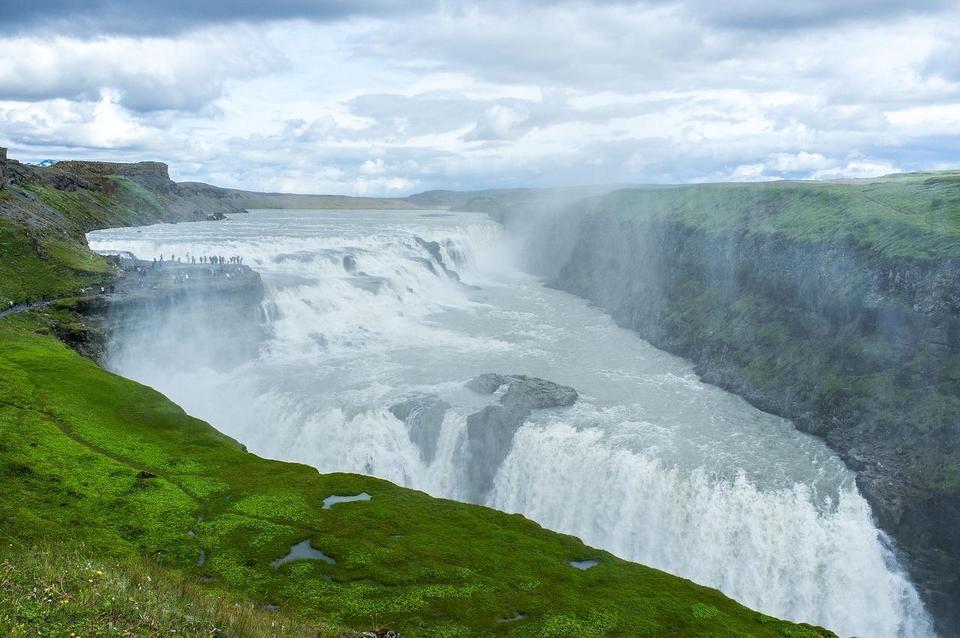 gullfoss-waterfall-Iceland-green-traditional-view